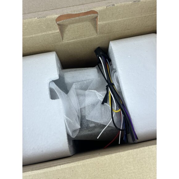 Pioneer FH-S51BT Bluetooth CD Player iPhone Android Pandora AM FM USB Aux 4Ch 2v - Picture 8 of 9